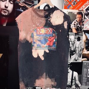 Early 2000’s vintage NOFX ‘Separation Of Church And Skate’ distressed tee.